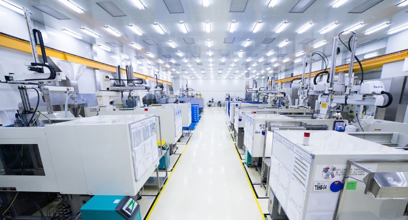 Injection molding is one of several manufacturing technologies available in Forefront Medical’s vertically integrated manufacturing facilities.